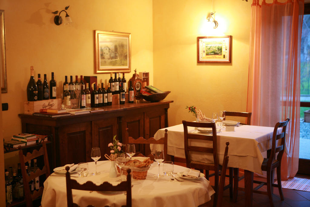 Willa Agriturismo La Virginia Revello Zewnętrze zdjęcie